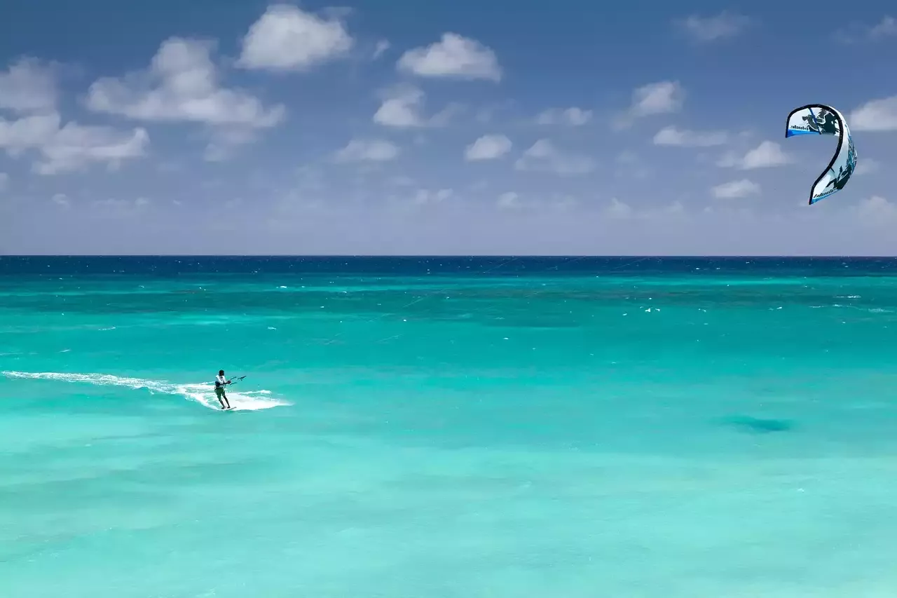 Stephanie Gilmore é a surfista líder feminina